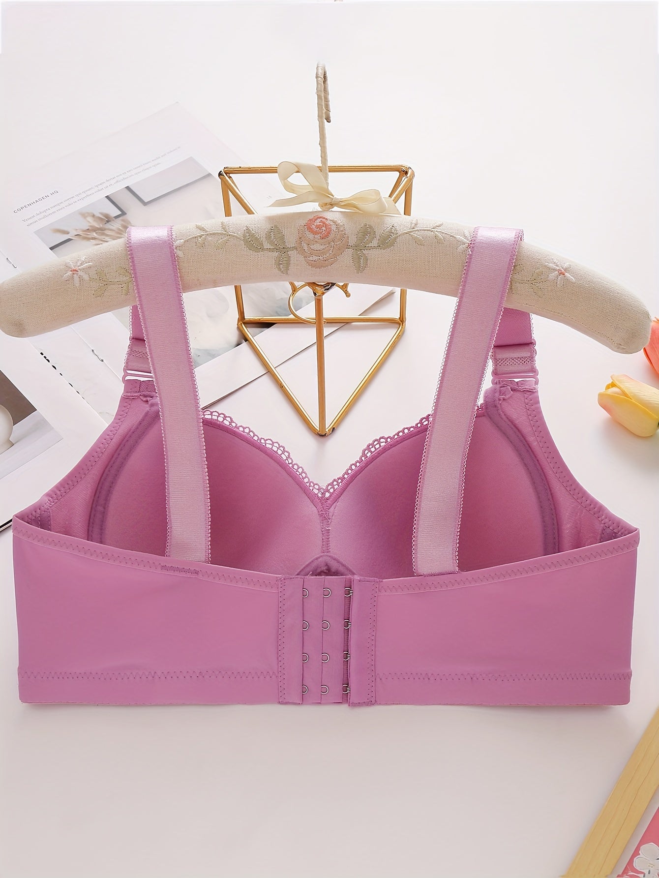 EleganceLace™ – Atmungsaktiver & drahtloser Spitzen-Push-Up-BH