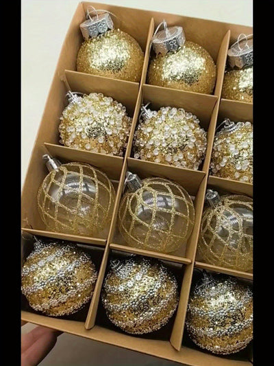 Aurélia™ – Glänzende Weihnachtskugeln im 16er-Set