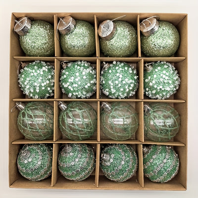 Aurélia™ – Glänzende Weihnachtskugeln im 16er-Set