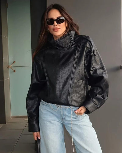 Lucille Asymmetrische Jacke in Lederoptik