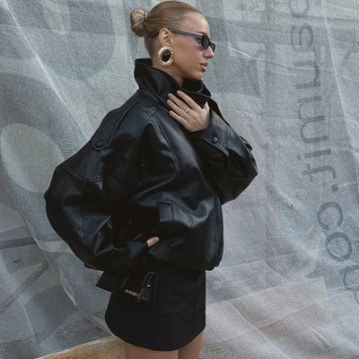 Lucille Asymmetrische Jacke in Lederoptik