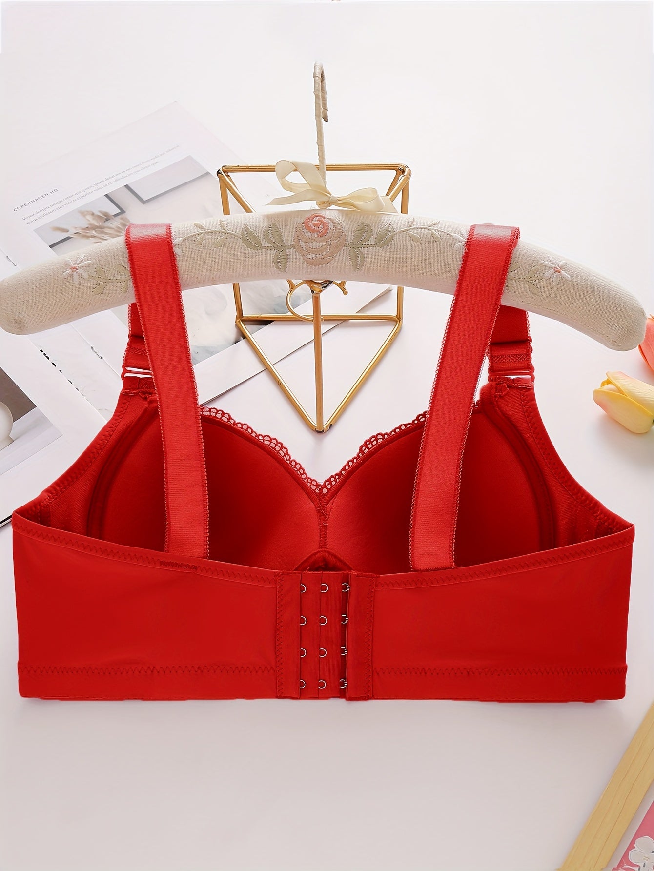 EleganceLace™ – Atmungsaktiver & drahtloser Spitzen-Push-Up-BH